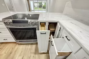 13735 Flora Pl, Delray Beach, FL 33484 - Photo 10