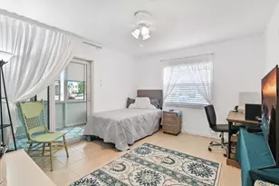 389 Capri, Delray Beach, FL 33484 - Photo 16