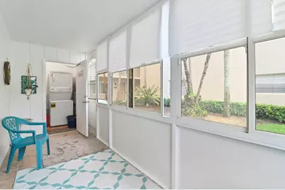 389 Capri, Delray Beach, FL 33484 - Photo 24