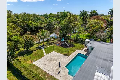 1120 E Tropical Way, Plantation, FL 33317 - Photo 16