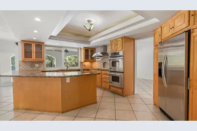 1120 E Tropical Way, Plantation, FL 33317 - Photo 6