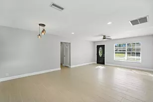 1414 Michigan Dr, Lake Worth Beach, FL 33461 - Photo 6