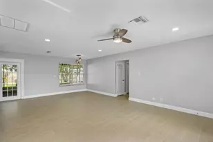 1414 Michigan Dr, Lake Worth Beach, FL 33461 - Photo 8