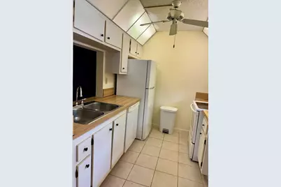 912 SW 9th St Circle SW #101, Boca Raton, FL 33486 - Photo 12
