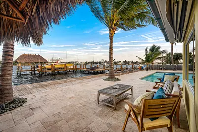 844 East Drive, Boynton Beach, FL 33435 - Photo 2