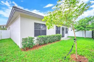 17451 SW 41st St, Miramar, FL 33029 - Photo 8