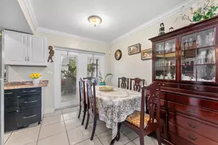 5713 NW 84th Terrace, Tamarac, FL 33321 - Photo 8