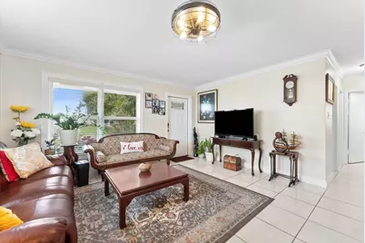 5713 NW 84th Terrace, Tamarac, FL 33321 - Photo 6