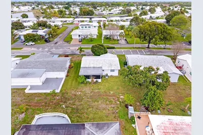 5713 NW 84th Terrace, Tamarac, FL 33321 - Photo 2