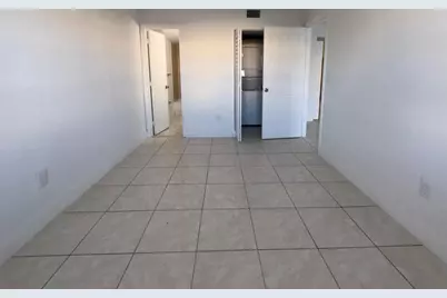 1095 W 77th Street #209, Hialeah, FL 33014 - Photo 4