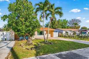 1121 N 66 Terrace, Hollywood, FL 33024 - Photo 2