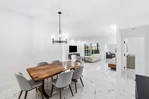 5082 Lake Catalina Dr, Boca Raton, FL 33496 - Photo 4