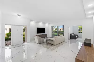 5082 Lake Catalina Drive #A, Boca Raton, FL 33496 - Photo 2