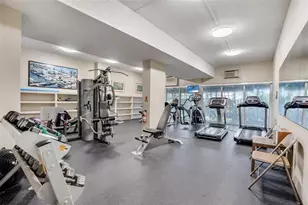 3233 NE 34th St, Fort Lauderdale, FL 33308 - Photo 4