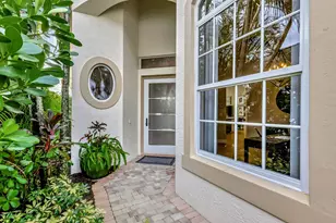 122 Andalusia Way, Palm Beach Gardens, FL 33418 - Photo 2