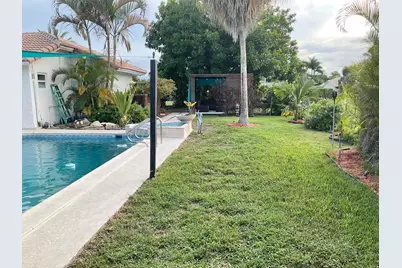10477 NW 4th Street, Coral Springs, FL 33071 - Photo 30
