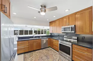 3690 NE 16th Ave, Oakland Park, FL 33334 - Photo 10