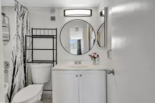 500 Executive Center Dr, West Palm Beach, FL 33401 - Photo 24