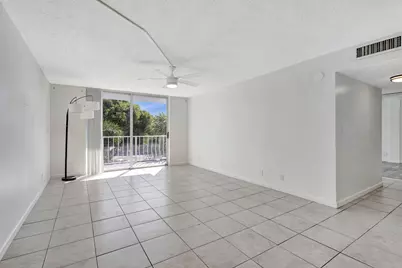 500 Executive Center Drive #3-j, West Palm Beach, FL 33401 - Photo 4