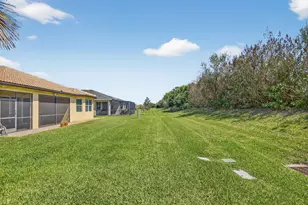 11379 SW Lake Park Dr, Port Saint Lucie, FL 34987 - Photo 32