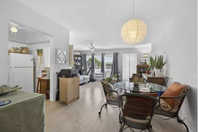 106 Camden E, West Palm Beach, FL 33417 - Photo 18