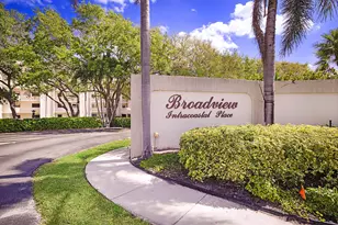 300 Intracoastal Pl, Jupiter, FL 33469 - Photo 2