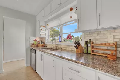 908 Eucalyptus Road, North Palm Beach, FL 33408 - Photo 10