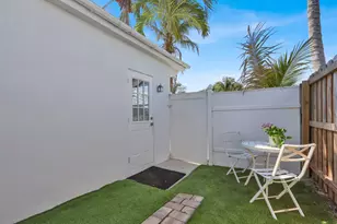 908 Eucalyptus Rd, North Palm Beach, FL 33408 - Photo 24