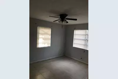 1448 W 33rd Street #2, Riviera Beach, FL 33404 - Photo 4