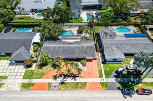 1870 NE 197th Terrace, Miami, FL 33179 - Photo 4