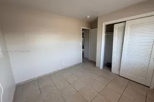 237 W Blue Heron Blvd, Riviera Beach, FL 33404 - Photo 8