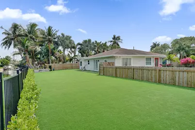 3268 Sapphire Road, Lake Worth, FL 33462 - Photo 42