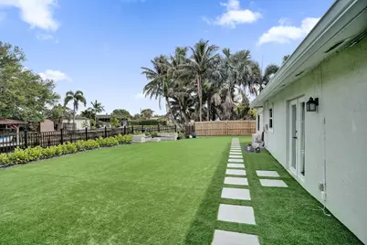 3268 Sapphire Road, Lake Worth, FL 33462 - Photo 40