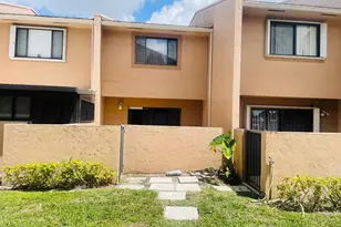 139 Sparrow Dr, Royal Palm Beach, FL 33411 - Photo 20