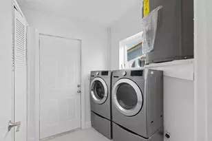 4300 NW 45th Terrace, Lauderdale Lakes, FL 33319 - Photo 16