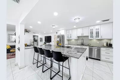 9990 NW 38th Street, Coral Springs, FL 33065 - Photo 14