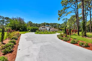 14645 Black Bear Rd, Palm Beach Gardens, FL 33418 - Photo 2