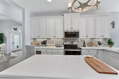 527 NW Bellworth Place, Jensen Beach, FL 34957 - Photo 16