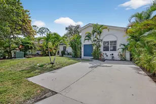 1720 SW 14th St, Fort Lauderdale, FL 33312 - Photo 2