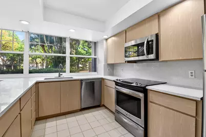 8111 Northboro Court #11b, Lake Clarke Shores, FL 33406 - Photo 16