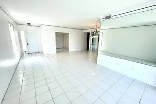 17317 Boca Club Blvd, Boca Raton, FL 33487 - Photo 2