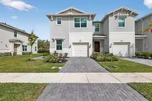 211 SE Woodbark St, Port Saint Lucie, FL 34984 - Photo 18