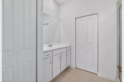 211 SE Woodbark Street, Port Saint Lucie, FL 34984 - Photo 32