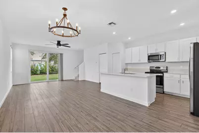 211 SE Woodbark Street, Port Saint Lucie, FL 34984 - Photo 2