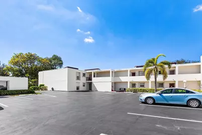 2561 Boundbrook Boulevard #209, Palm Springs, FL 33406 - Photo 2