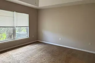 1739 N Dovetail Dr, Fort Pierce, FL 34982 - Photo 8