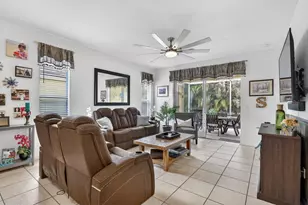 9724 SW Eastbrook Cir, Port Saint Lucie, FL 34987 - Photo 16