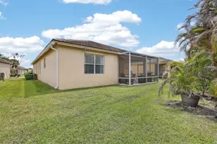 9724 SW Eastbrook Cir, Port Saint Lucie, FL 34987 - Photo 32