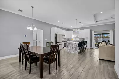 621 SE Prineville Street, Port Saint Lucie, FL 34983 - Photo 6