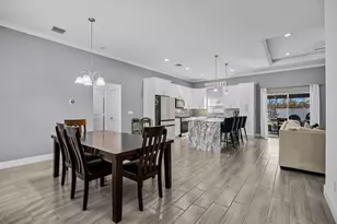 621 SE Prineville St, Port Saint Lucie, FL 34983 - Photo 6